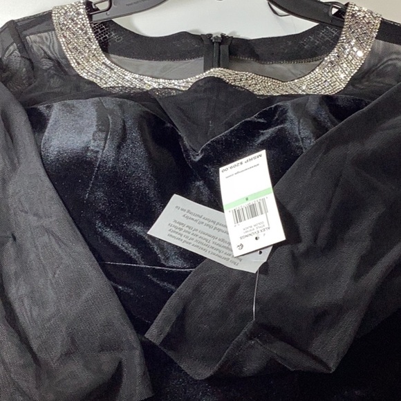 Alex Evenings 8191951 - Embellished Sheer Quarter Sleeve Evening Gown - Picture 8 of 10